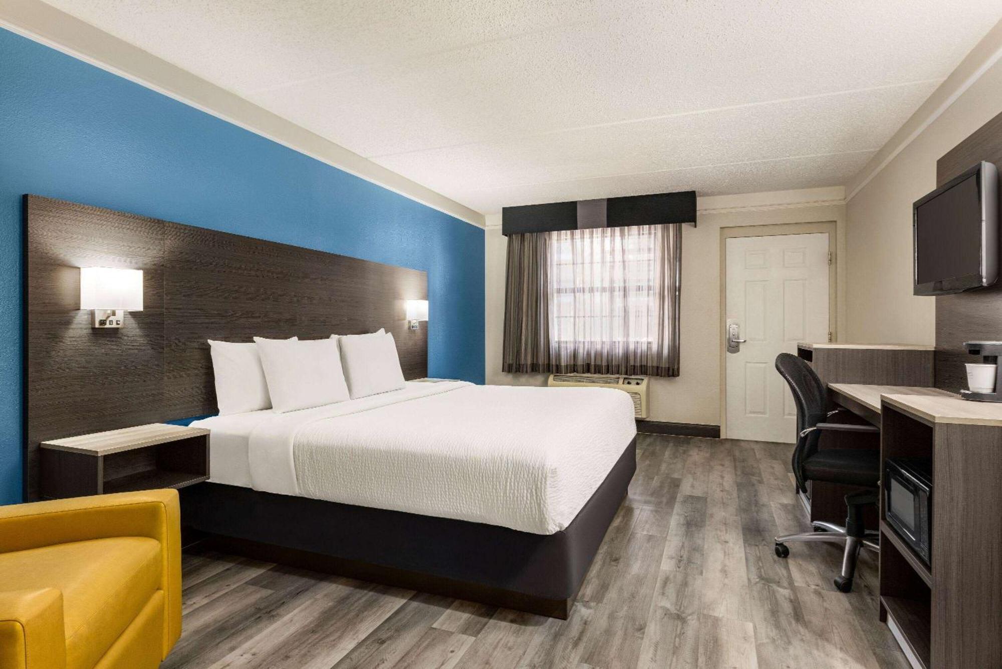 La Quinta Inn By Wyndham San Antonio I-35 N At Toepperwein Esterno foto